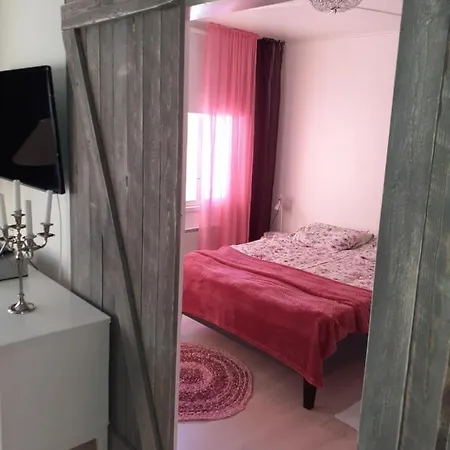 Rauhallinen Mummola Privatunterkunft *